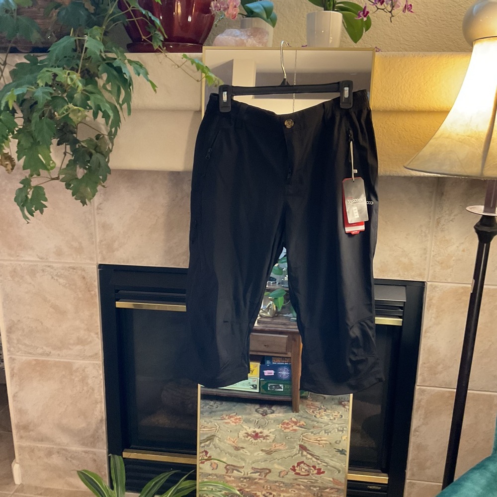 33,000 FT Women’s Athletic Knee Length Shorts